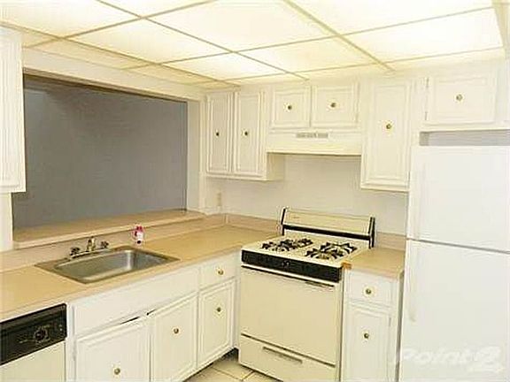 3rd image of 18111 NW 68th Ave APT H204