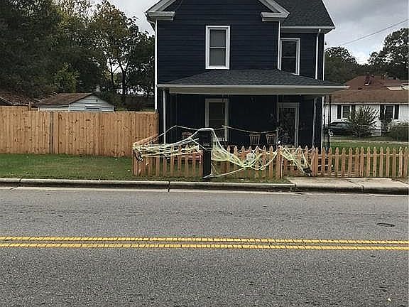 2nd image of 908 N Scales St