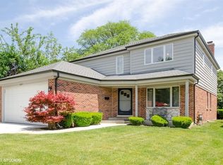 8237 Central Ave, Morton Grove, IL 60053