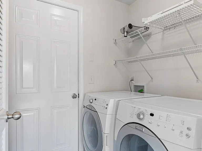 1006 Solomon Ln — Photo 20