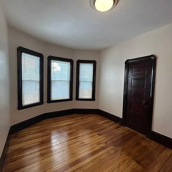 345 Earle St #2 — Photo 8