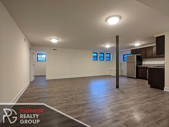2nd image of 2522 N Kedzie Blvd #G