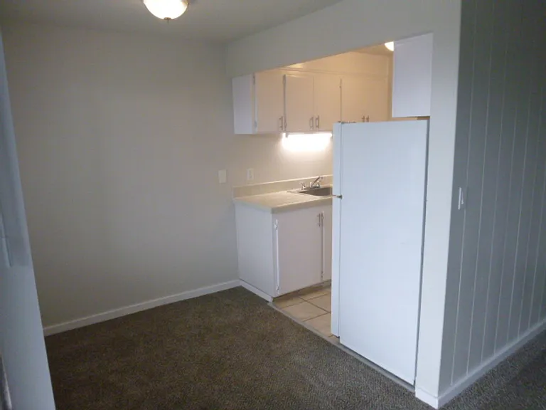 781 Ocean Shores Blvd NW — Photo 2