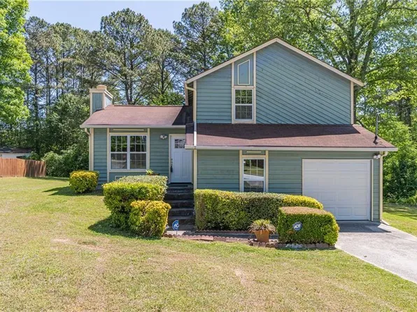 2040 Wendover Dr, Snellville, GA 30078