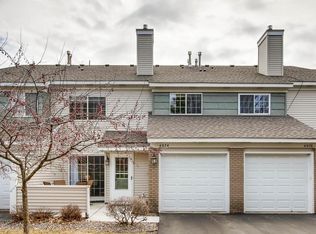 4074 Durham Ct, Eagan, MN 55122