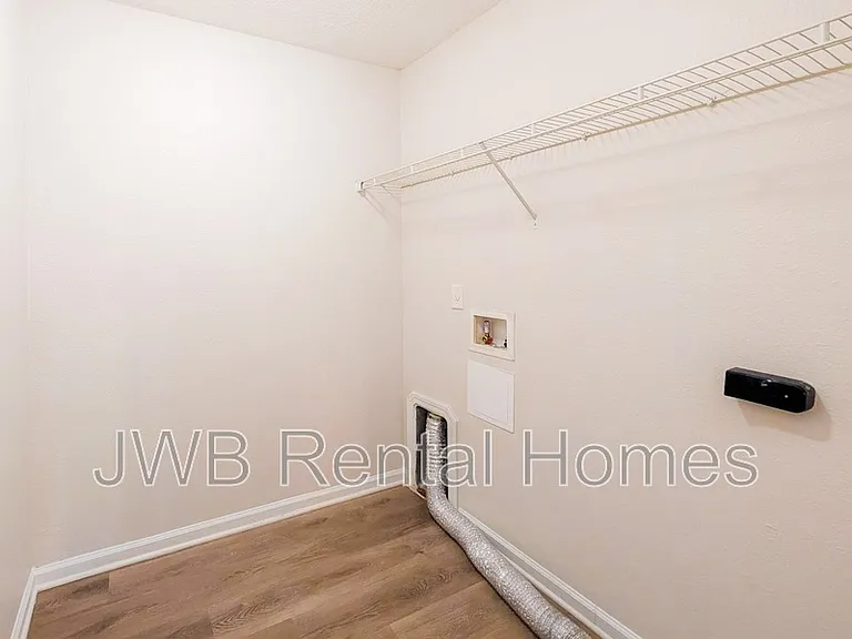 2216 White Ave — Photo 10