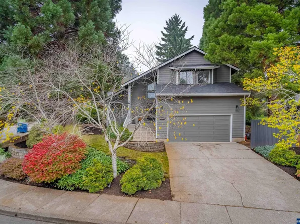 4045 Copper Glen Ct SE, Salem, OR 97302