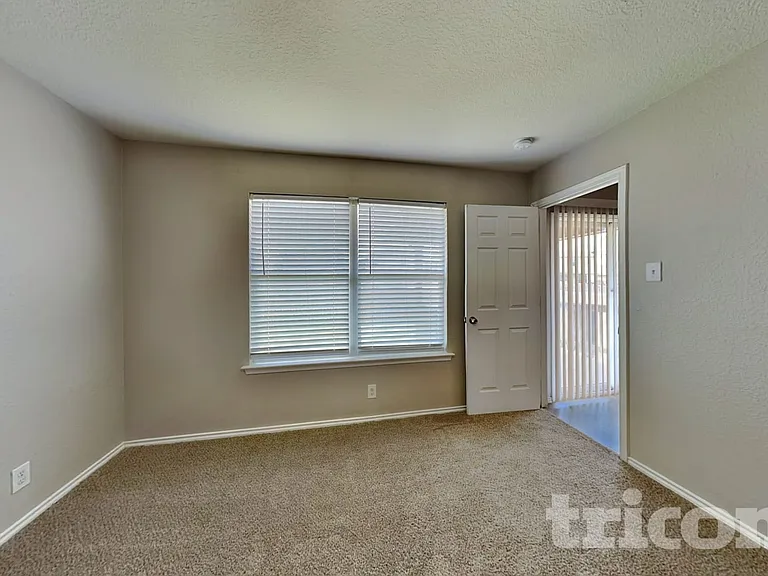 6510 Poseidon Way — Photo 7