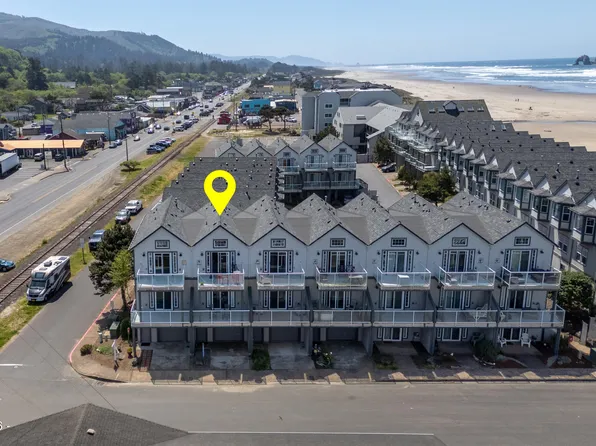 120 N 3rd Ave, Rockaway Beach, OR 97136