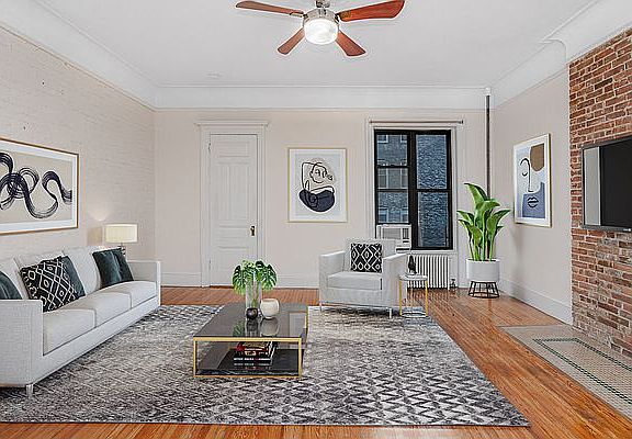 4th image of 312 W 98th St #2A