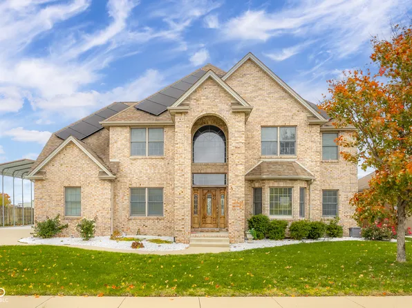 2076 Pawnee Trl, Columbus, IN 47203