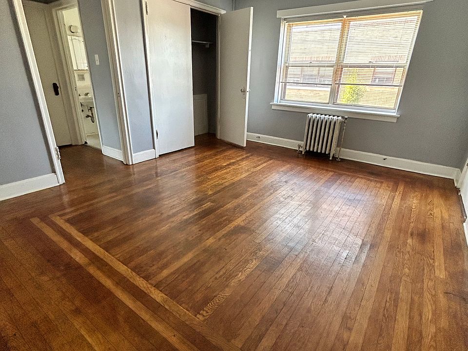 1st image of 5818 Hamilton Ave #3