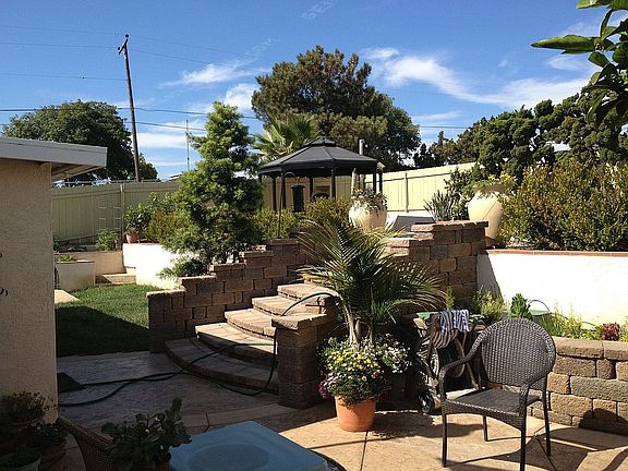 Grand Manor staircase