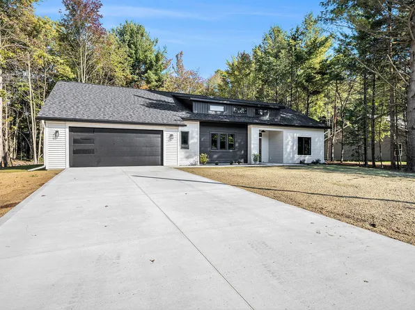 6448 Henry St, Muskegon, MI 49441