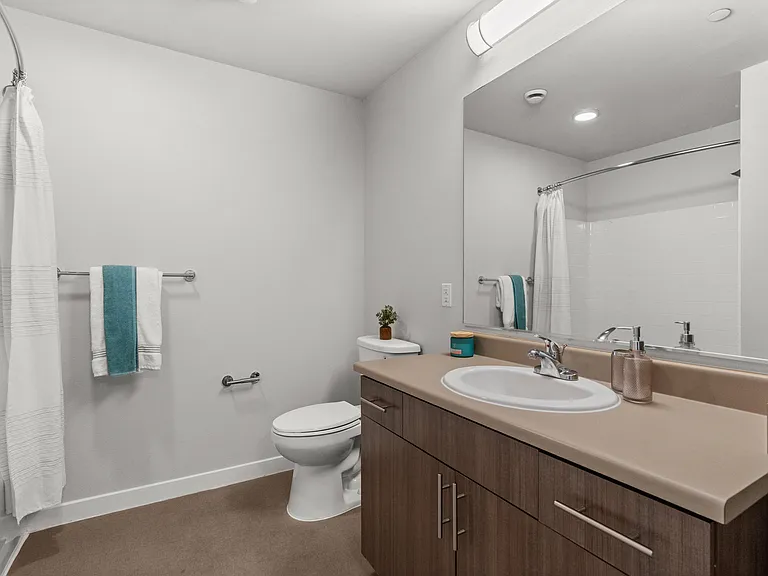 The Platform Apartments — Photo 35