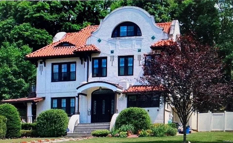 1st image of 291 Fisher Ave