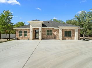 775 Phillips Dr, Azle, TX 76020