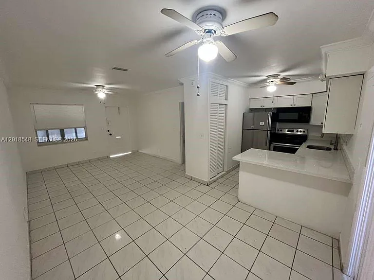 2450 Lincoln St #7 — Photo 1