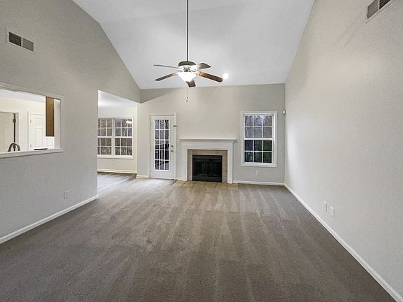 3rd image of 3404 Quicksilver Ln