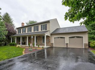 1017 Keystone Dr, Lancaster, PA 17603