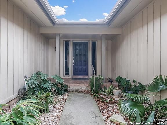 2nd image of 3619 Minthill Dr