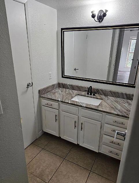 1st image of 14934 E Hampden Cir #8