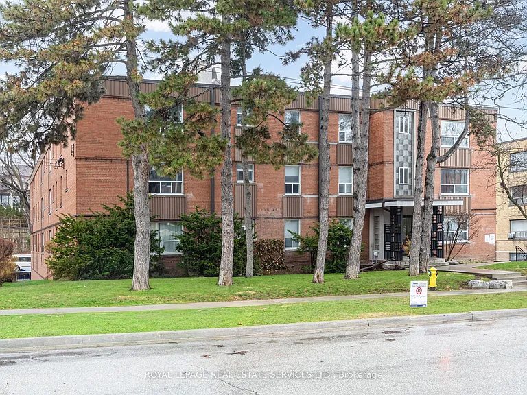 309 The Kingsway #1B — Photo 2