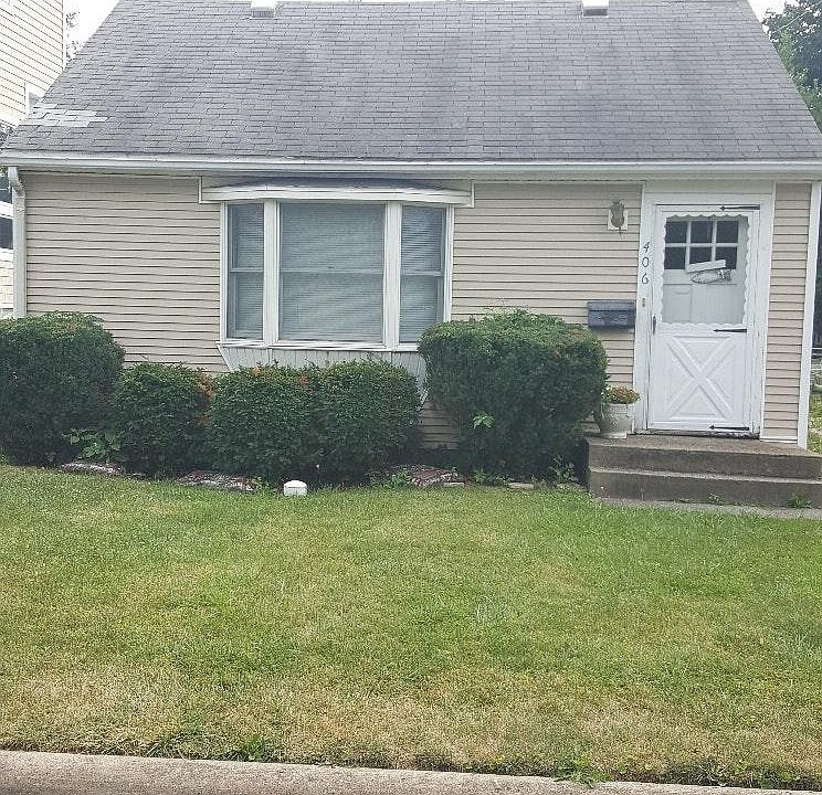 1st image of 406 Tecumseh Pl