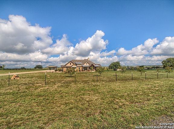 5th image of 172 Triple Bend Dr