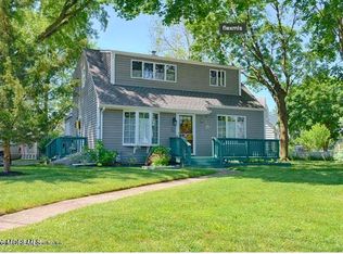 901 Woodcrest Dr, Spring Lake, NJ 07762