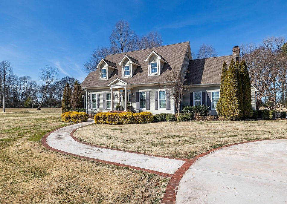 1st image of 268 Walden Rd