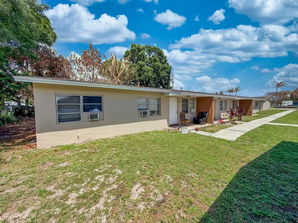 713 N 25th St, Fort Pierce, FL 34947