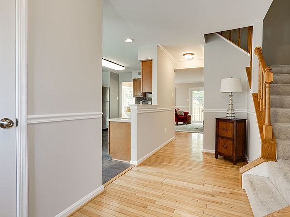 5th image of 8026 Sky Blue Dr