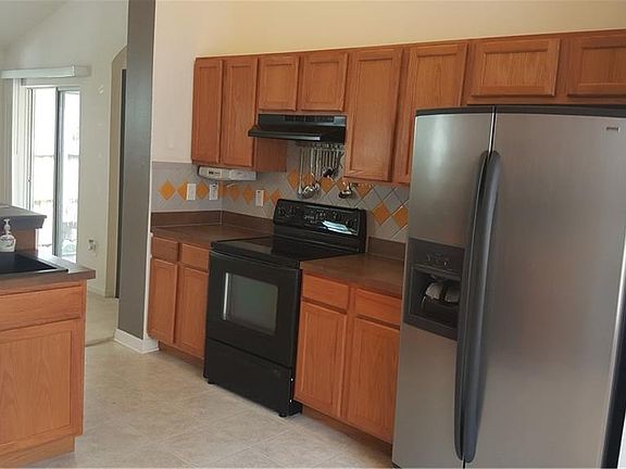 4th image of 3548 Heron Island Dr