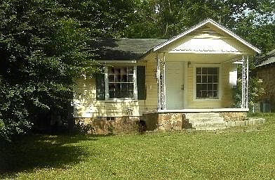 1st image of 4913 Sycamore St