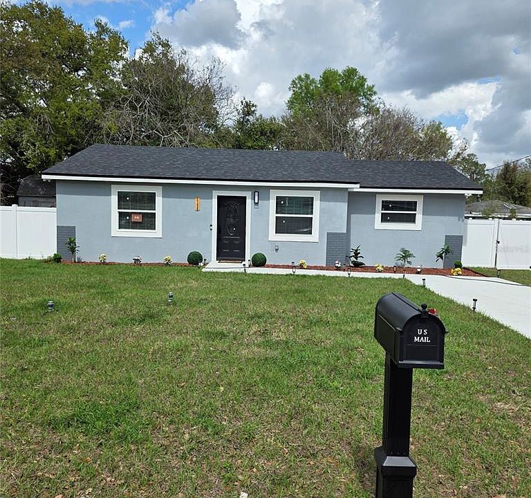 1st image of 1106 Valencia Rd