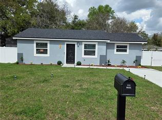 1106 Valencia Rd, Plant City, FL 33563