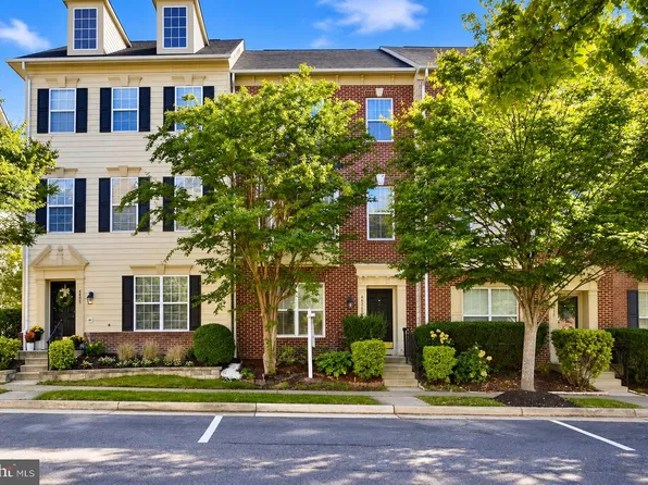4877 Cavallo Way, Woodbridge, VA 22192