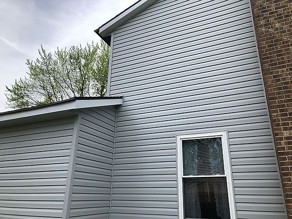 2nd image of 9965 Ainsworth Ct