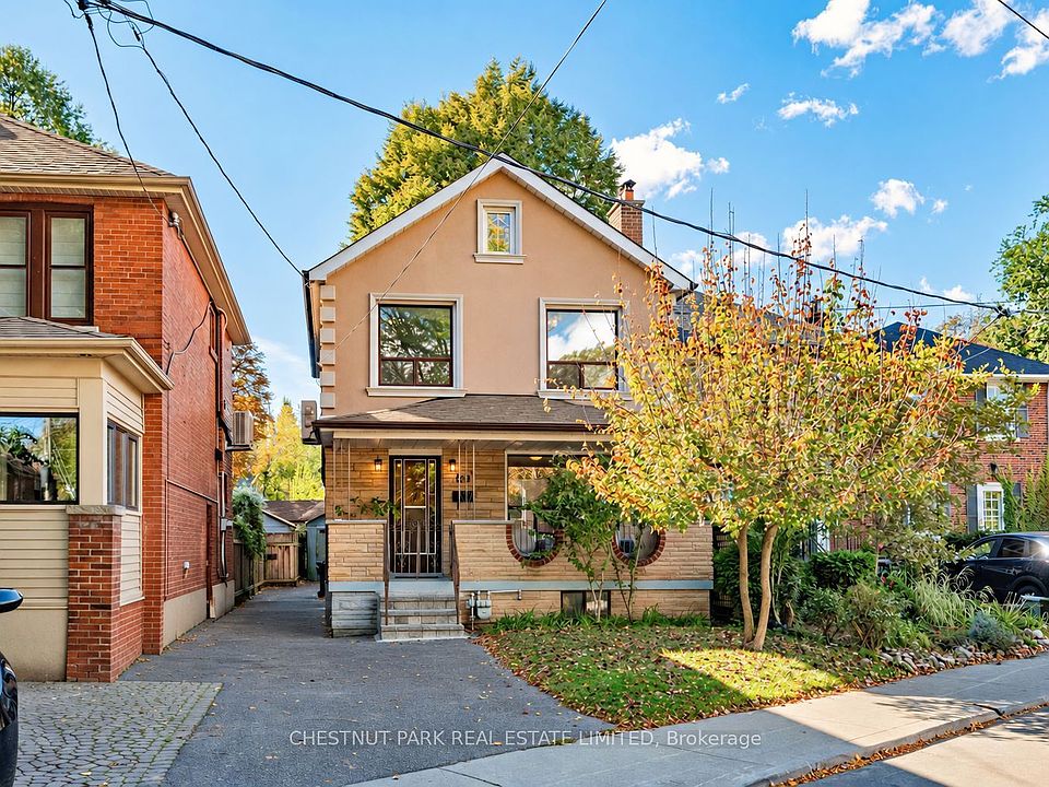 1st image of 122 Forman Ave