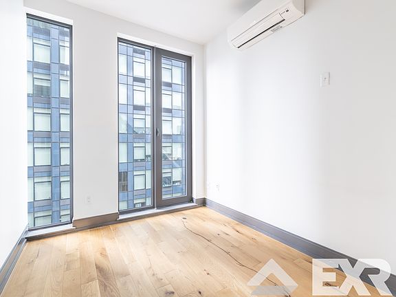 3rd image of 42-22 27th St #521