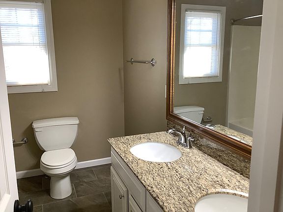 4th image of 8827 Gatwick Dr #A