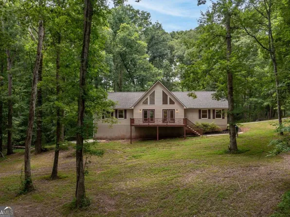 200 Stewart Ave, Clarkesville, GA 30523