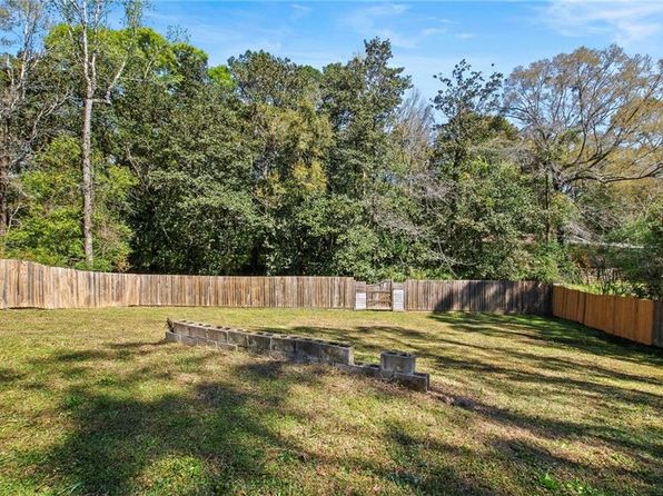 5912 Theles Dr, Mobile, AL 36693