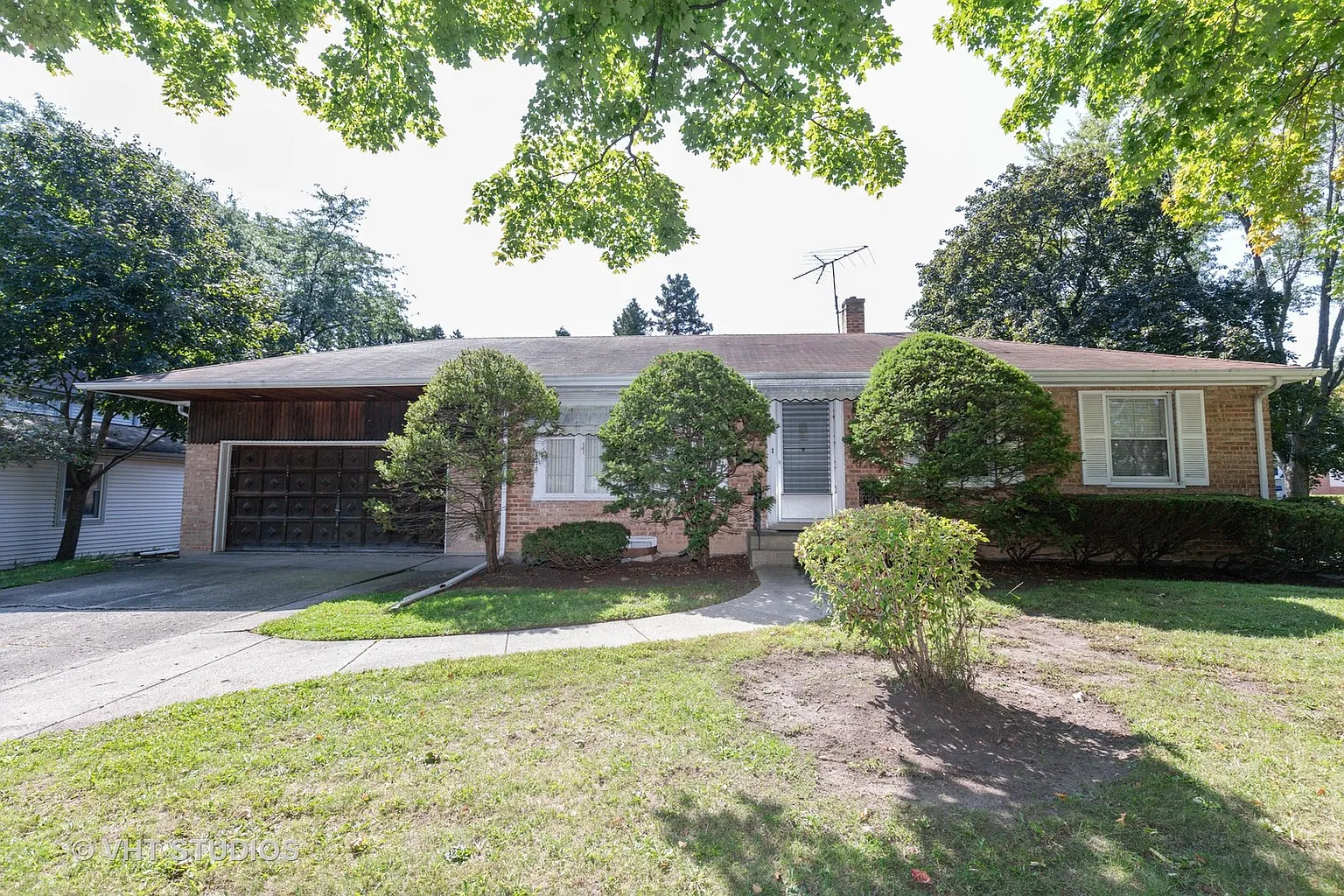 103 S Elmwood Ave photo 1