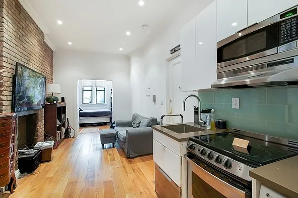 Rented by LG Fairmont Group | media 1