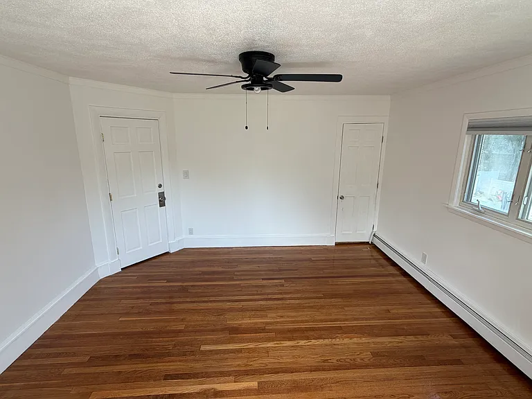 15 Linwood St #2 — Photo 7