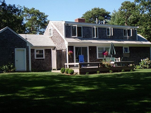 2nd image of 39 Bee Ln