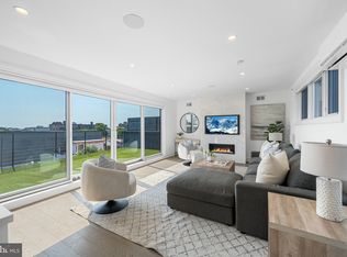 618 S Clarion St, Philadelphia, PA 19147