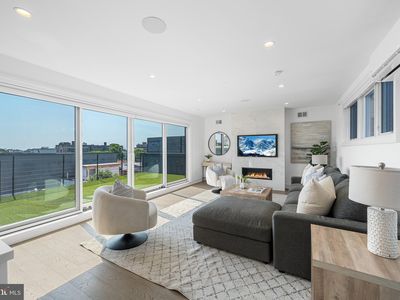 618 S Clarion St, Philadelphia, PA, 19147